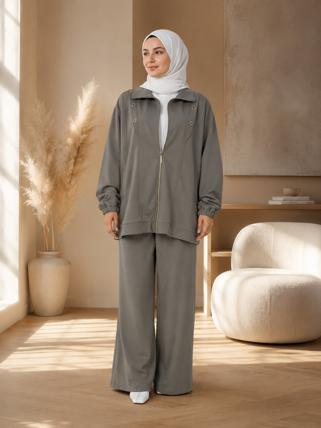 Front Metal Eyelets Tracksuit