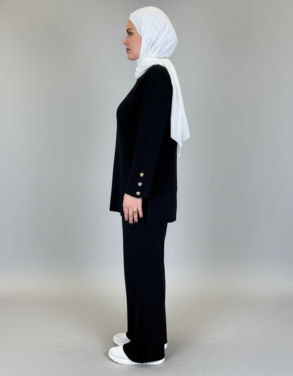 Easy-Wear Tricot Knit Suit