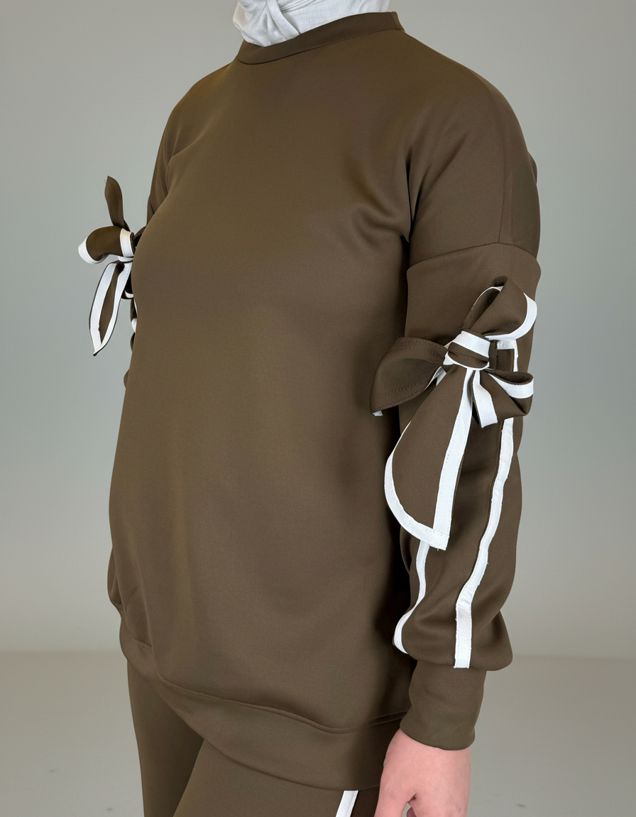 Arm-Ribbon Closed Spongy Tracksuit