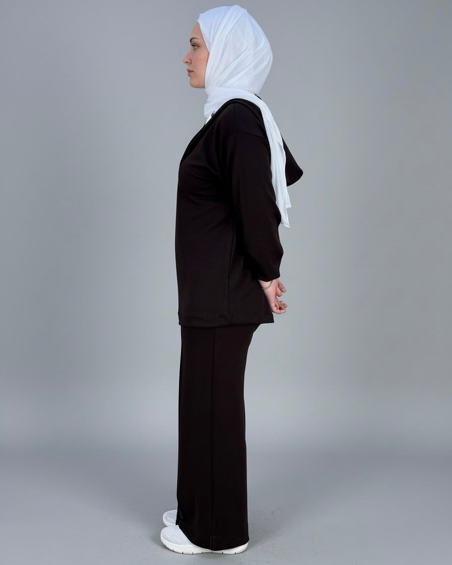 Stand-Out Closed Tracksuit