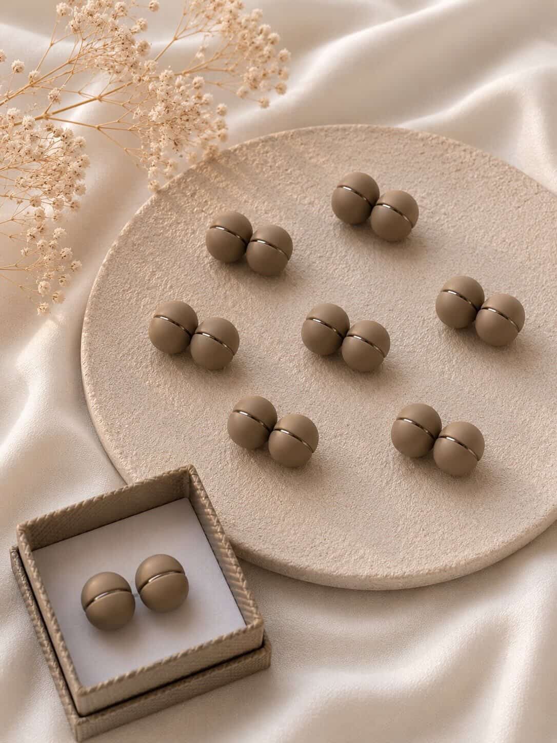 Magnetic Pin